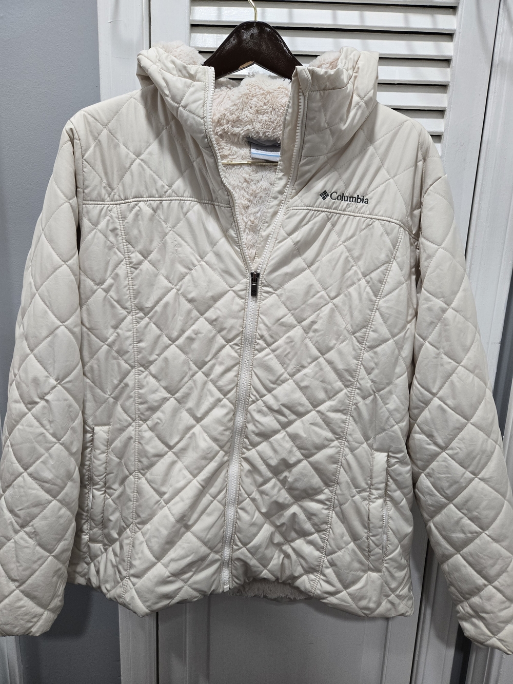 Columbia Plus Size Copper Crest Hooded Jacket in Chalk Size 1X